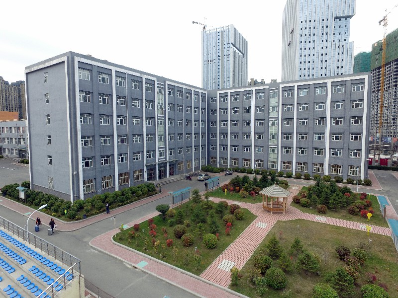 俯瞰校园